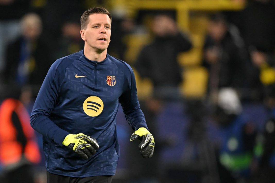 Wojciech Szczęsny na rozgrzewce FC Barcelony.