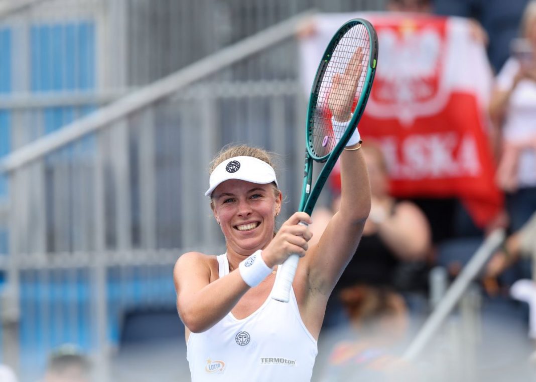 frech-haddad-maja-wta-doha Radość Magdaleny Fręch.