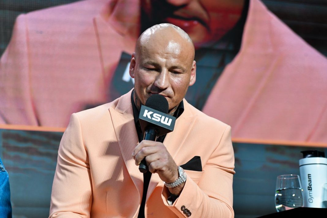 ksw-105-gliwice-szpilka-zimmerman Artur Szpilka na konferencji prasowej.
