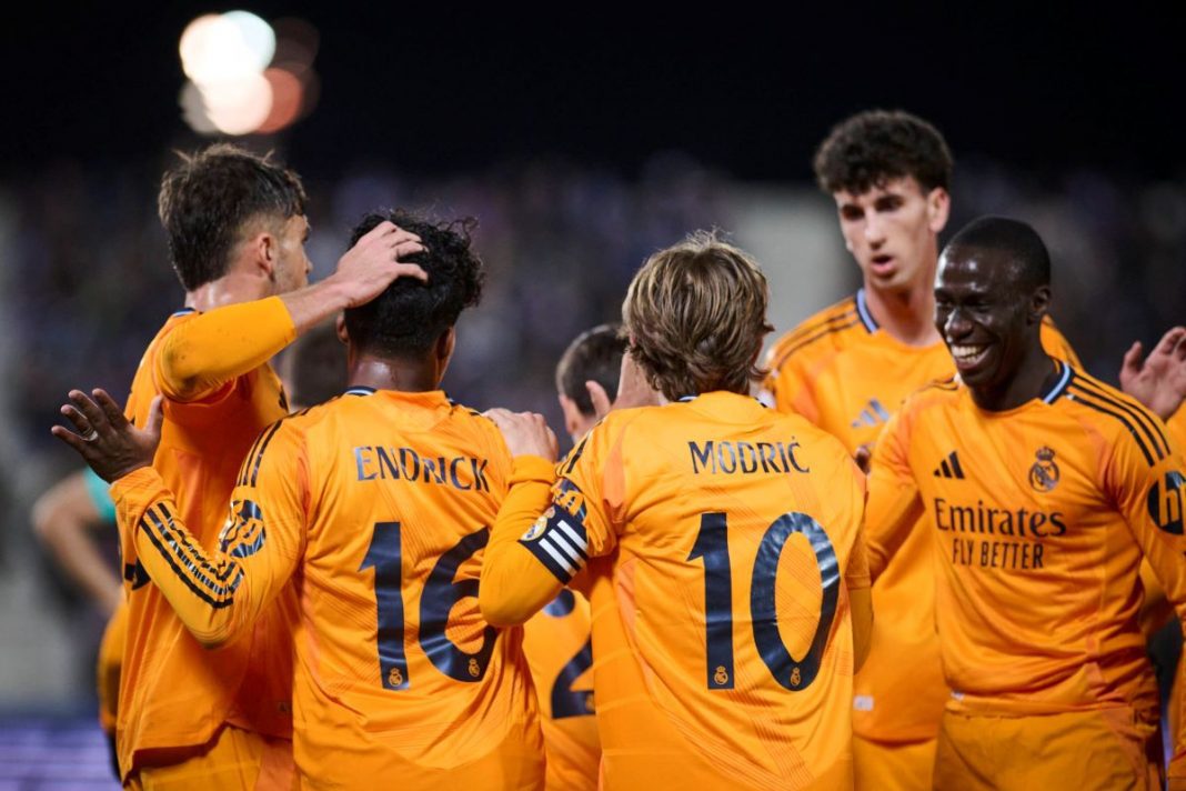 real-atletico-typy-kursy-bonus Radość piłkarzy Realu Madryt.