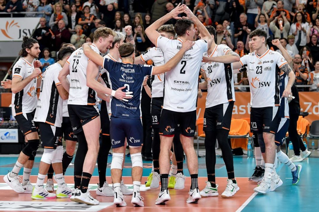 Radość siatkarzy Jastrzębskiego Węgla.