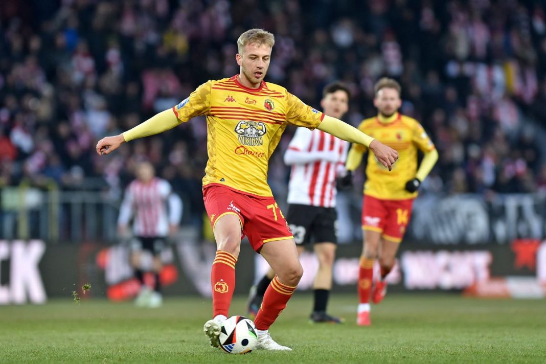 Mateusz Skrzypczak w trakcie meczu.