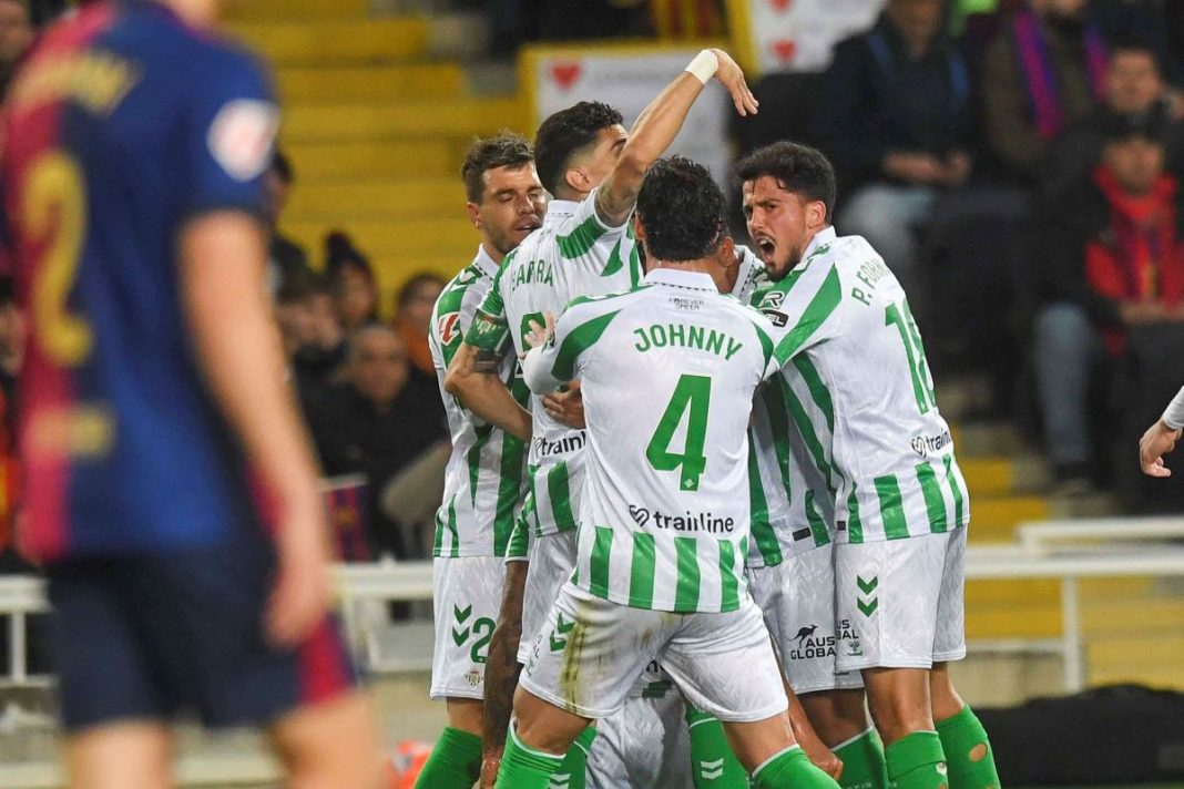 betis-jagiellonia-typy-kursy-bonus Radość piłkarzy Betisu.