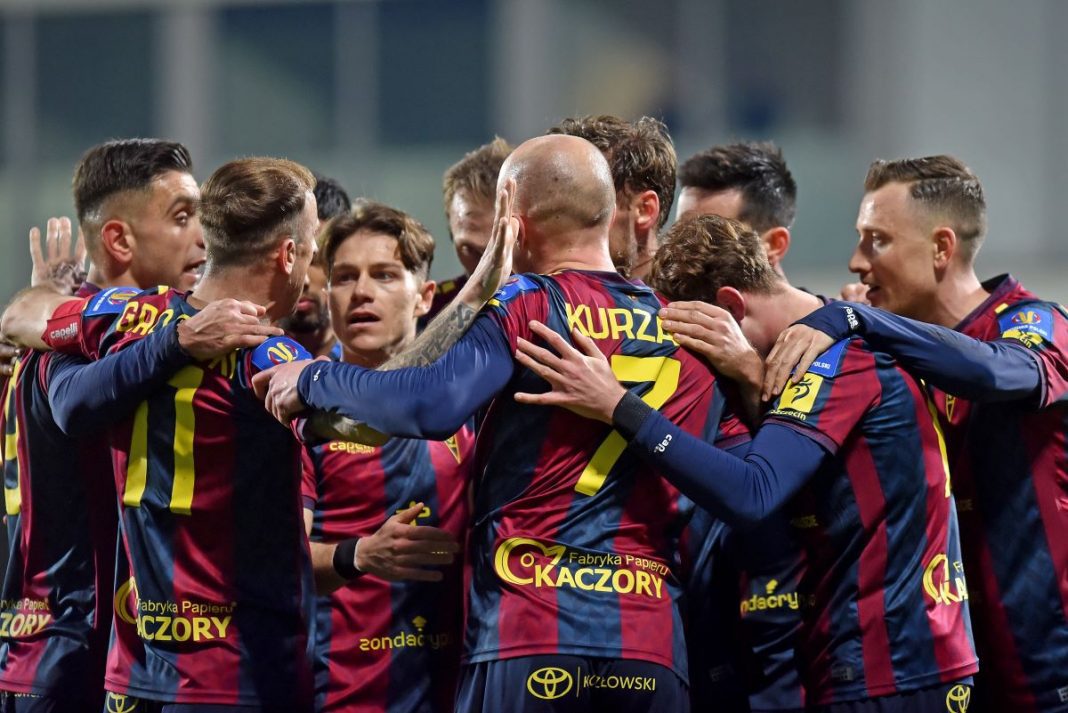 Radość piłkarzy Pogoni Szczecin.