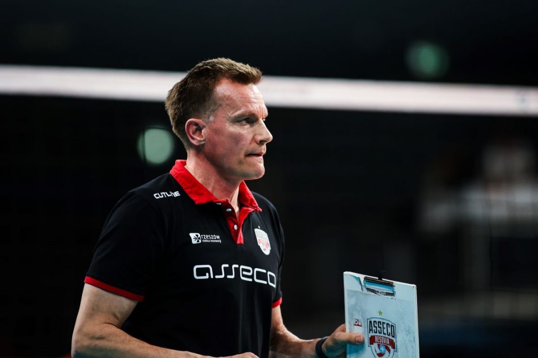 ziraat-asseco-resovia-puchar-cev Trener Asseco Resovii Tuomas Sammelvuo.