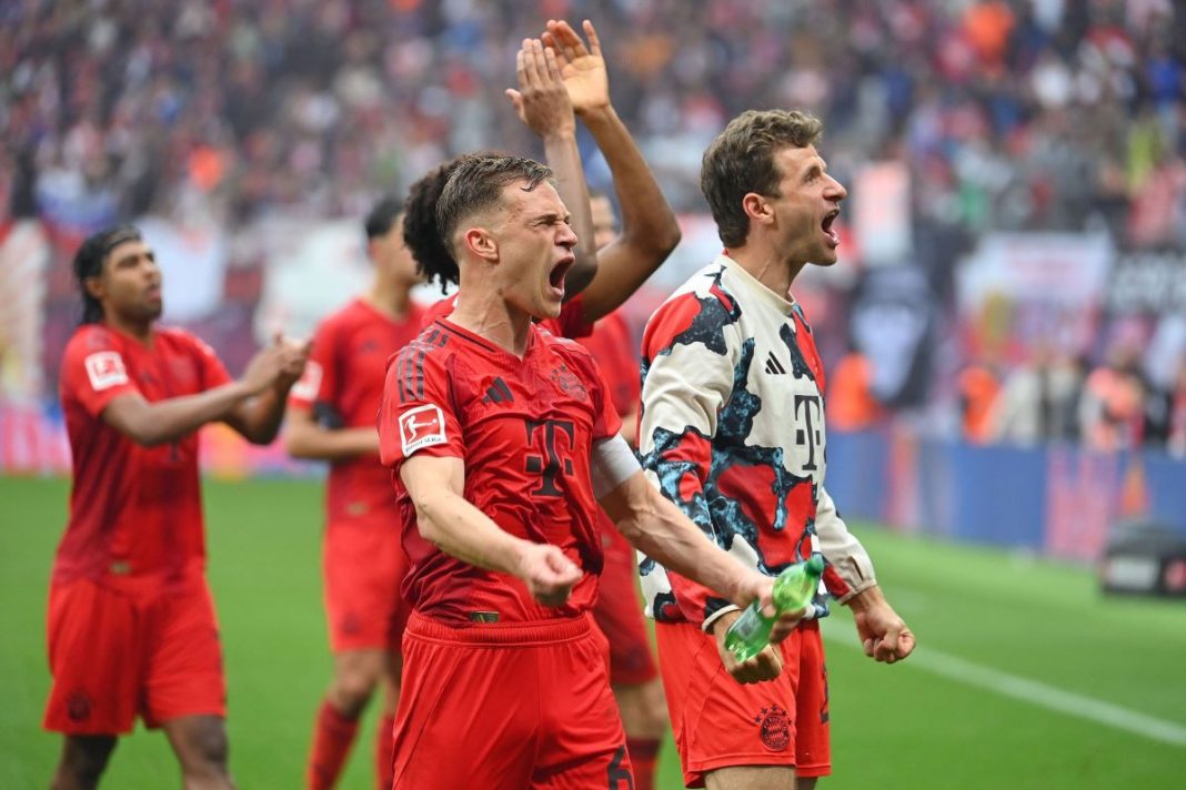 bayern-monachium-mistrzem-niemiec Radość piłkarzy Bayernu Monachium.