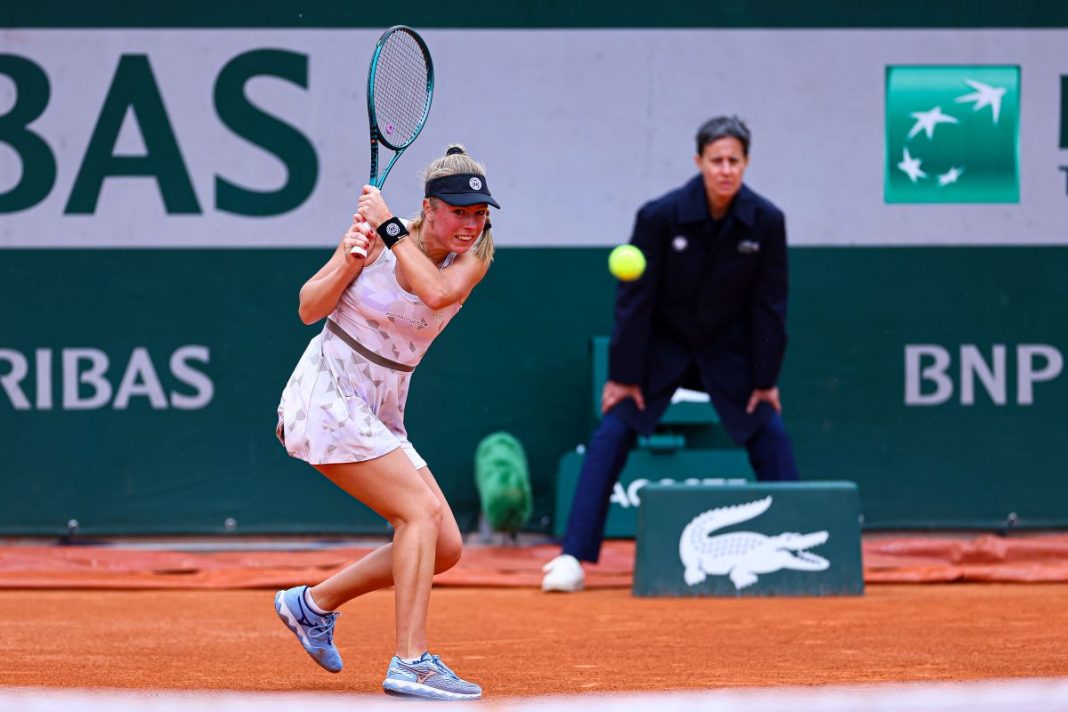 Magdalena Fręch w trakcie pojedynku z Ons Jabeur.