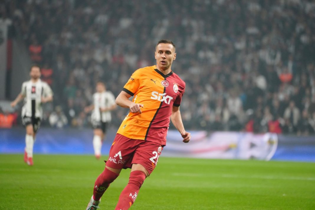 Przemysław Frankowski w barwach Galatasaray.