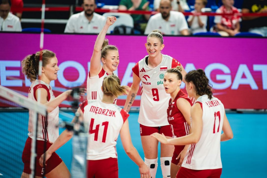 Radość siatkarek reprezentacji Polski.