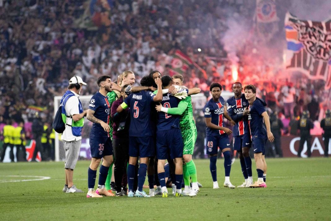 Radość piłkarzy PSG.