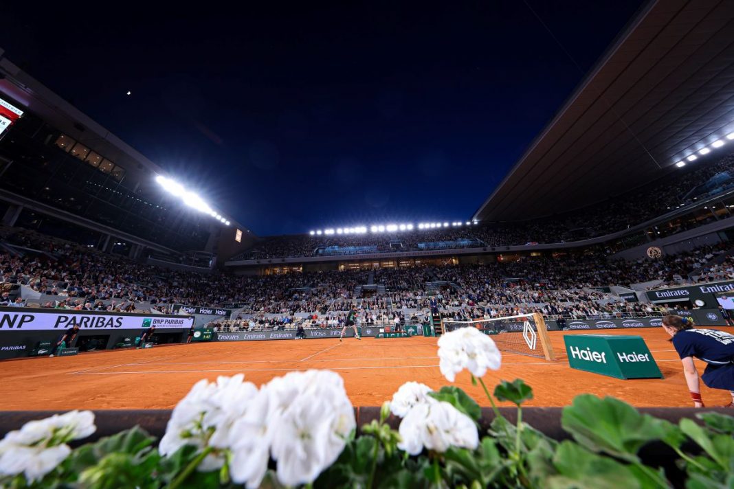 Kort ziemny Roland Garros.