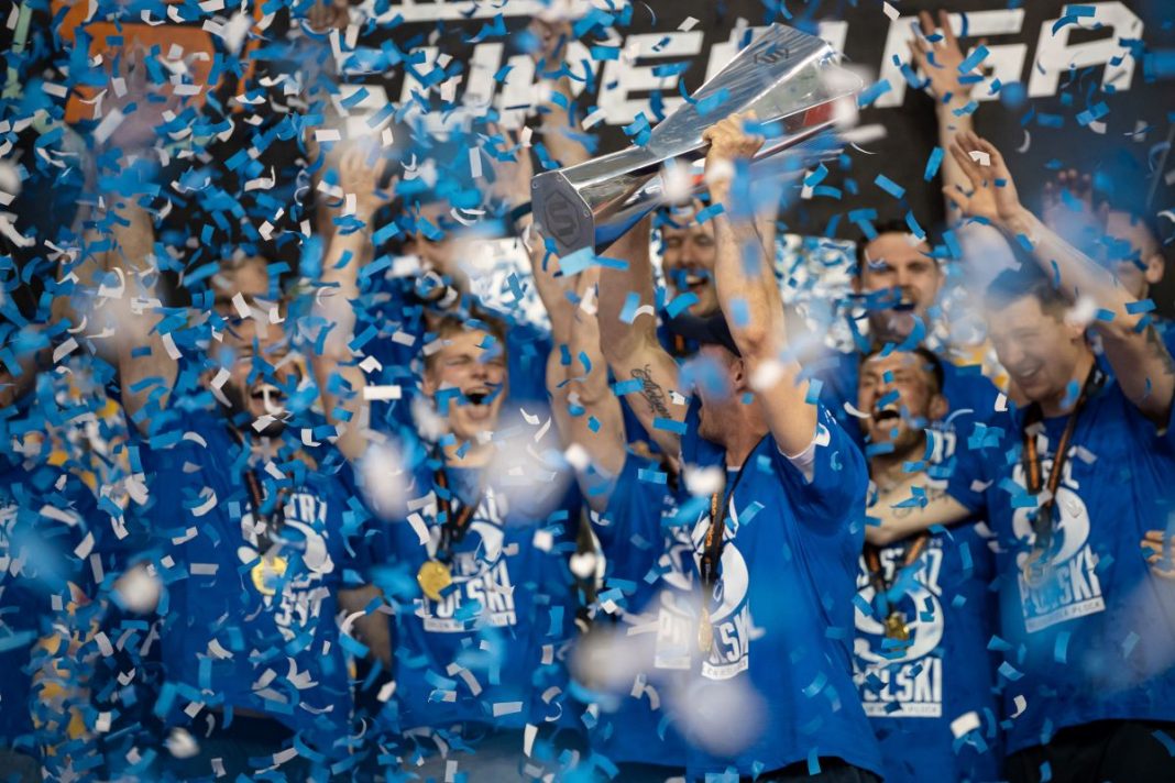 Radość Wisły Płock po zdobyciu mistrzostwa Polski.