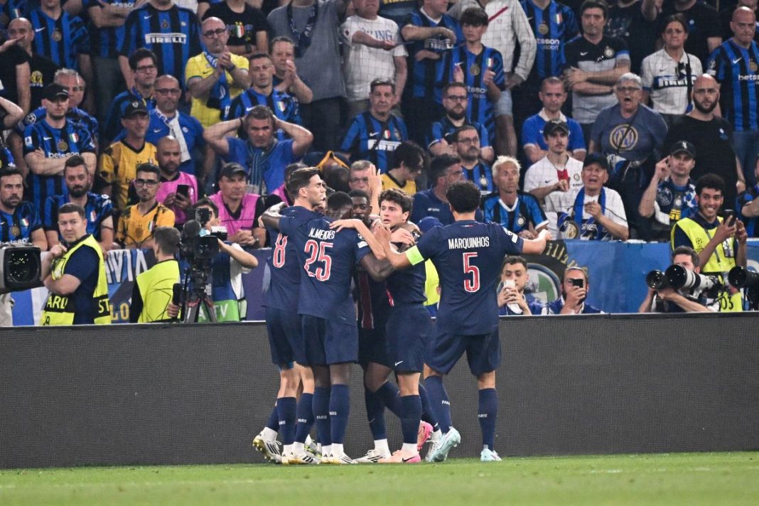 Radość piłkarzy PSG.