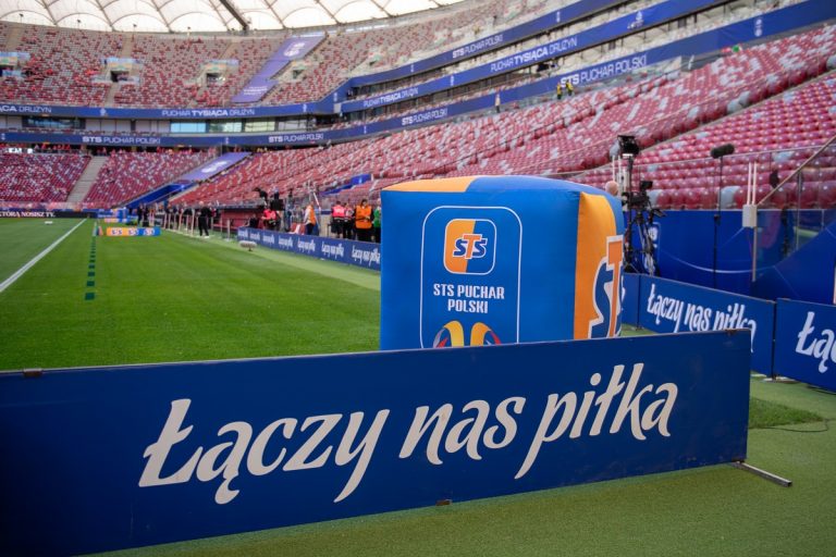 Bukmacherzy w polskiej piłce, czyli sponsorskie współprace z reprezentacją i klubami!