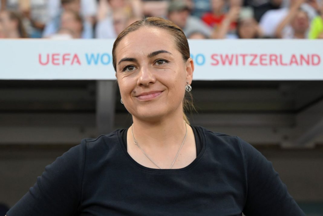 Uśmiechnięta Nina Patalon.