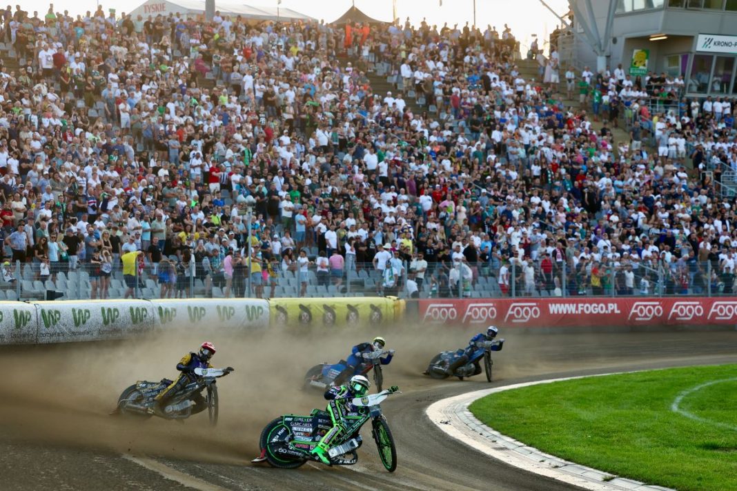 Patryk Dudek w trakcie mistrzostw Polski.