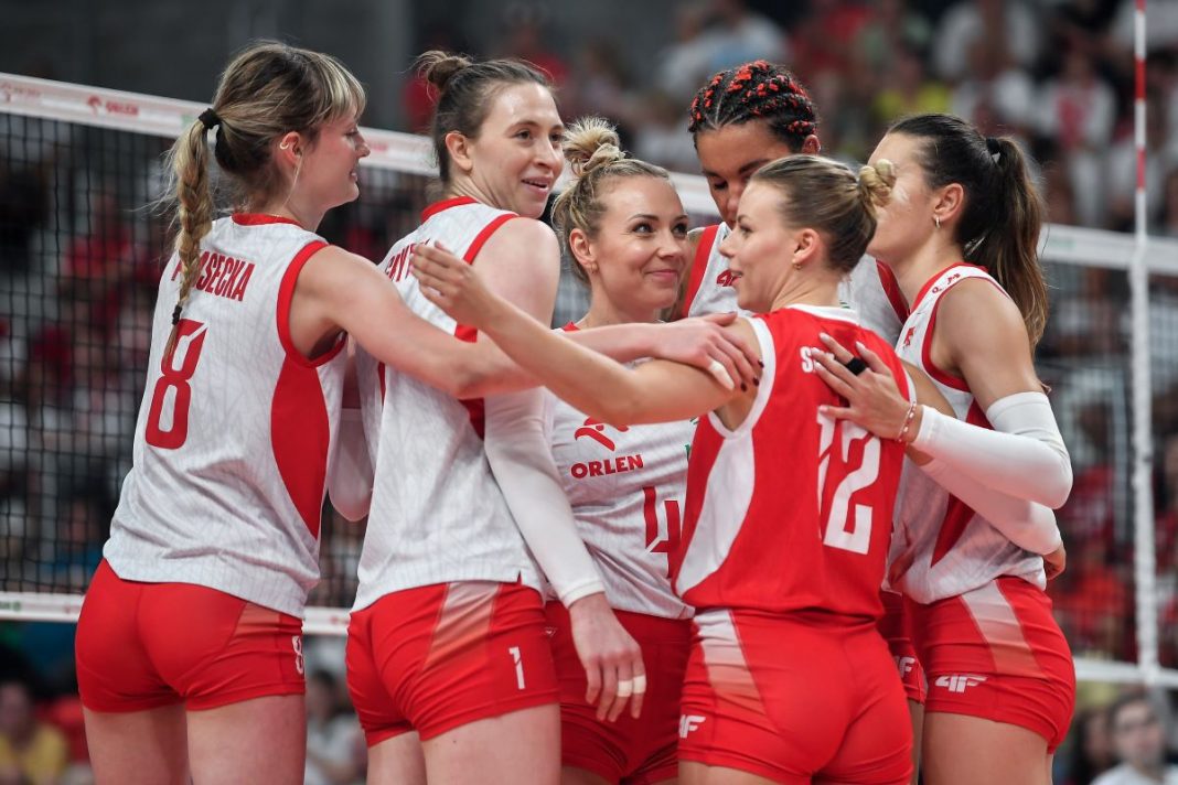 Radość siatkarek reprezentacji Polski.