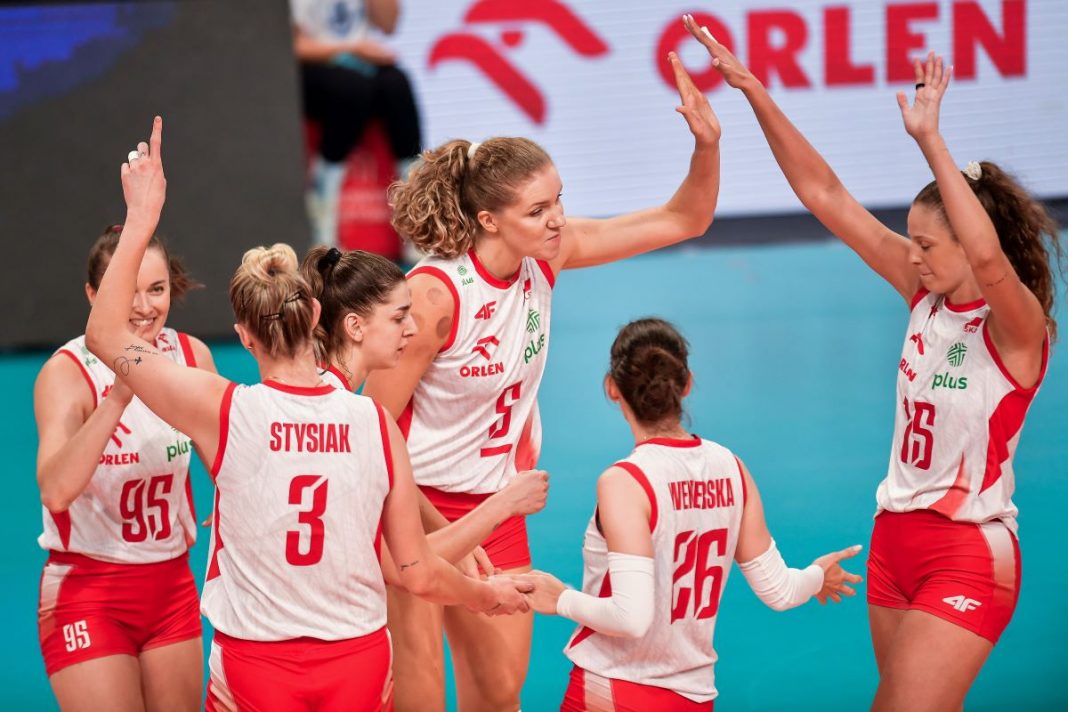 Radość siatkarek reprezentacji Polski.