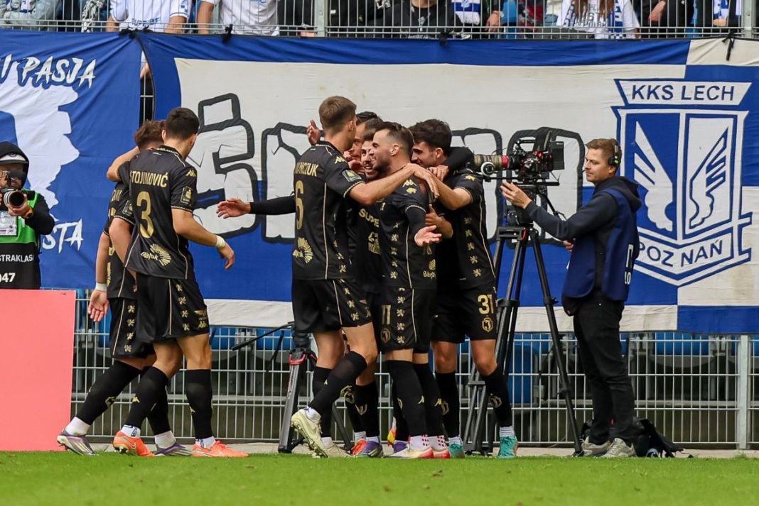 Radość piłkarzy Jagiellonii Białystok.