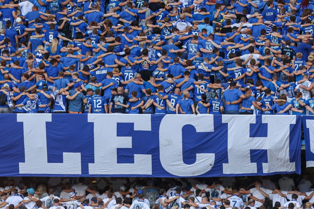 Kibice Lecha Poznań.