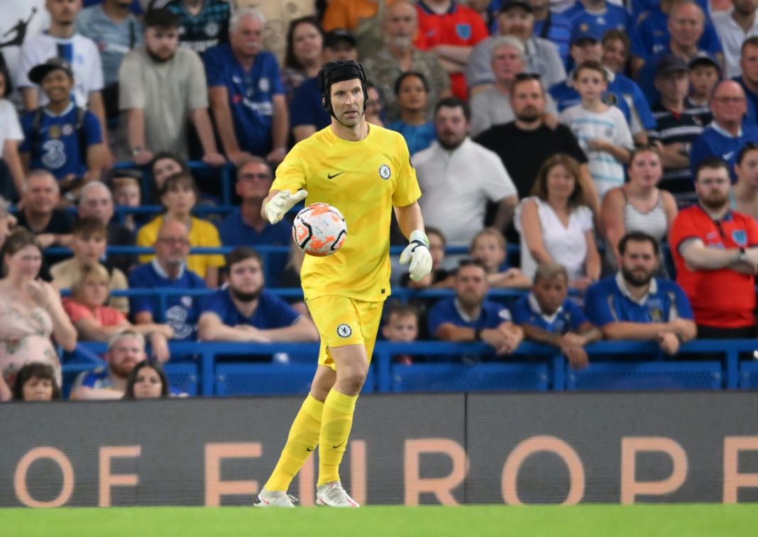 Petr Cech w barwach Chelsea.