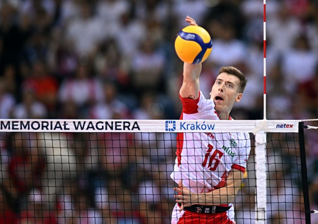 Kamil Semeniuk w trakcie ataku.