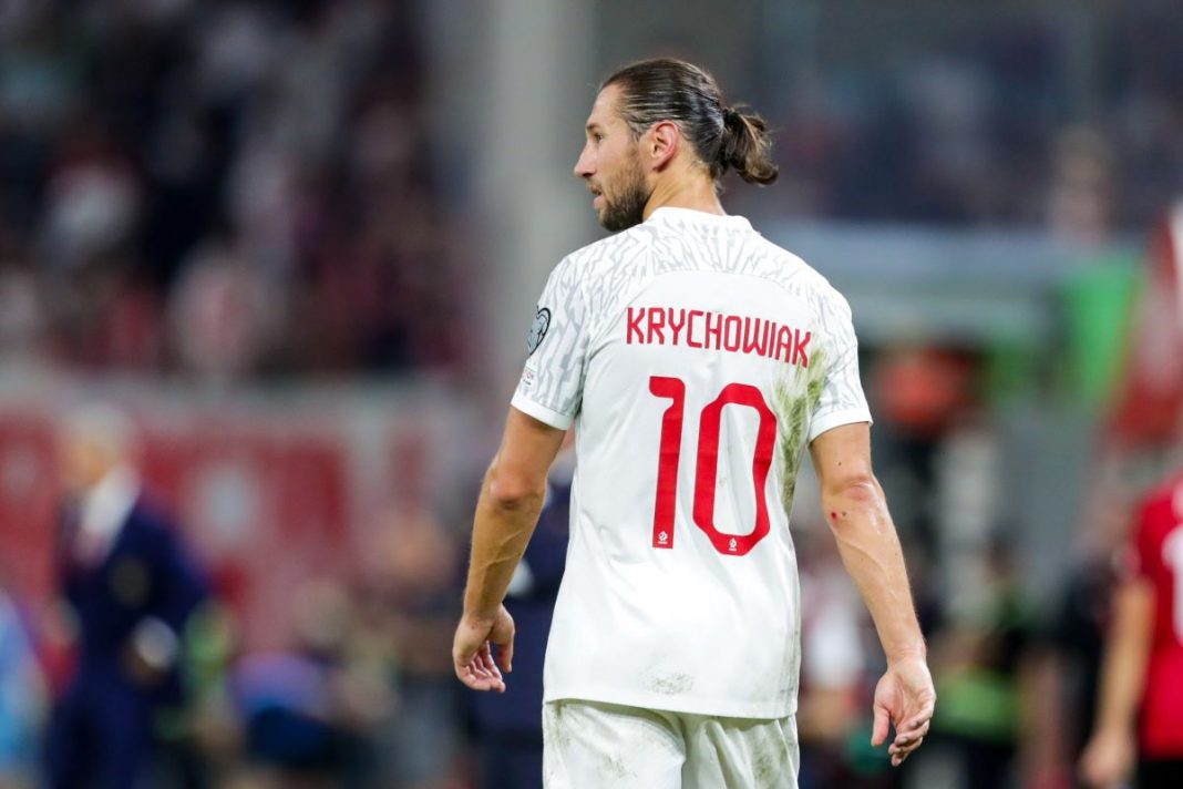 grzegorz-krychowiak-zakonczyl-kariere Grzegorz Krychowiak w koszulce reprezentacji Polski.