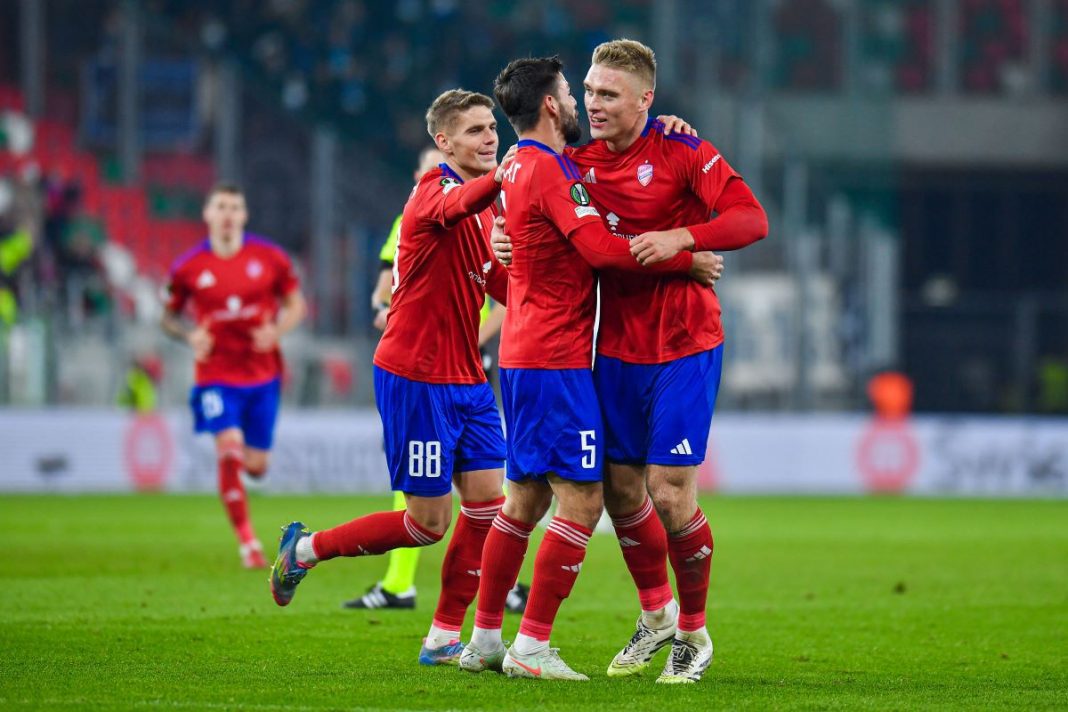 Radość piłkarzy Rakowa po golu.