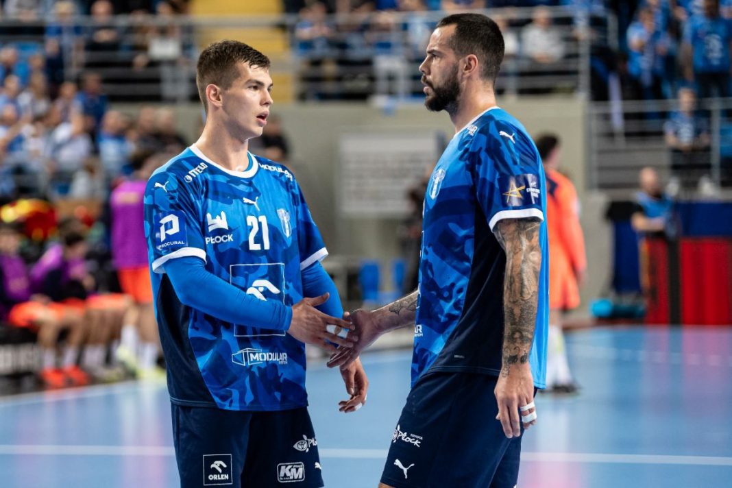 Samoila Kiryl i Susnja Leon w trakcie meczu.