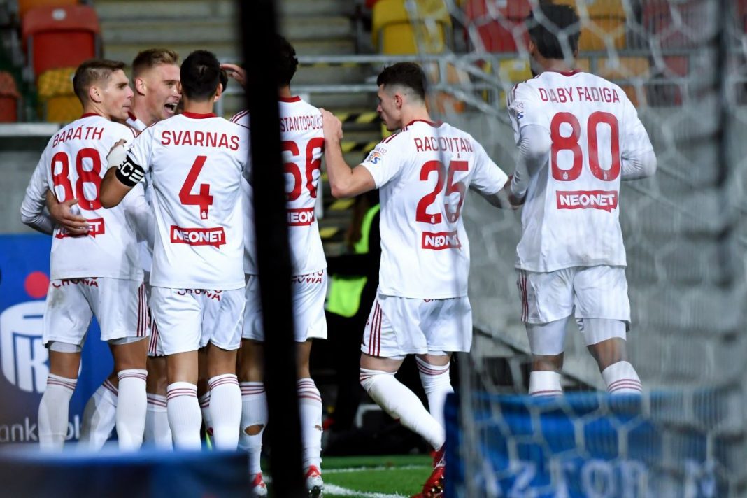 Radość piłkarzy Rakowa Częstochowa.