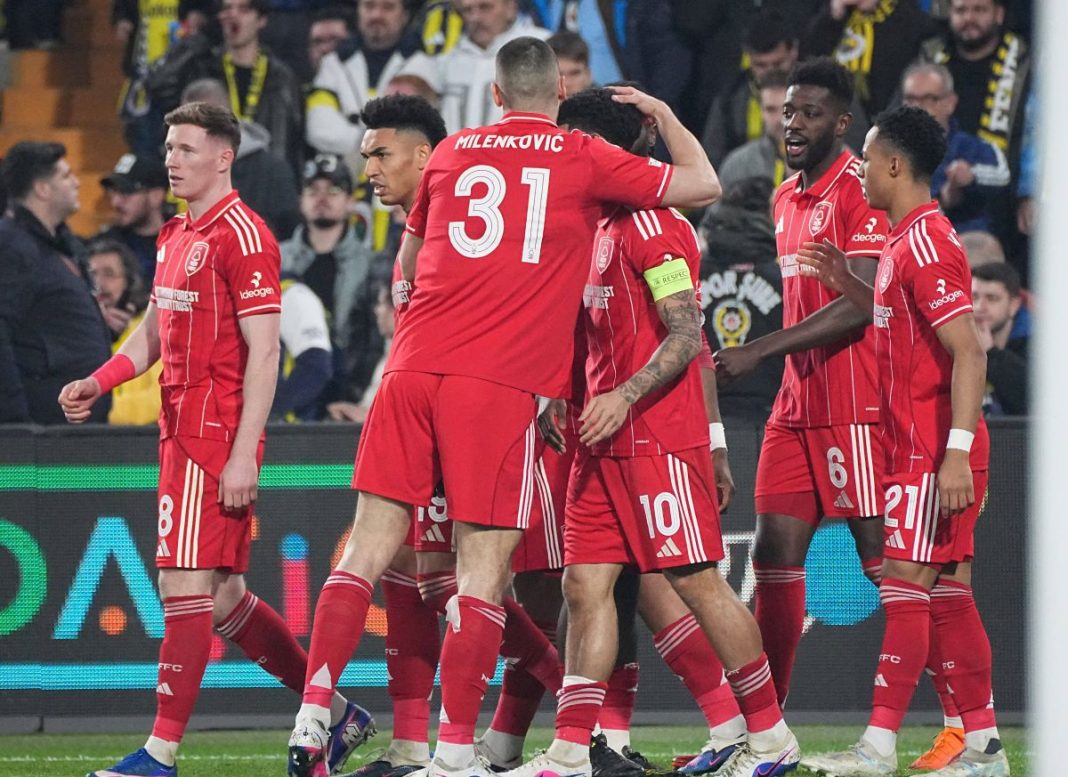 Radość piłkarzy Nottingham Forest.
