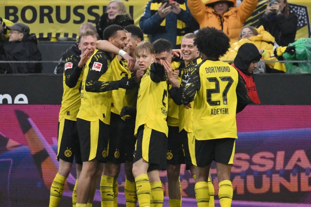 Radość piłkarzy Borussii Dortmund.