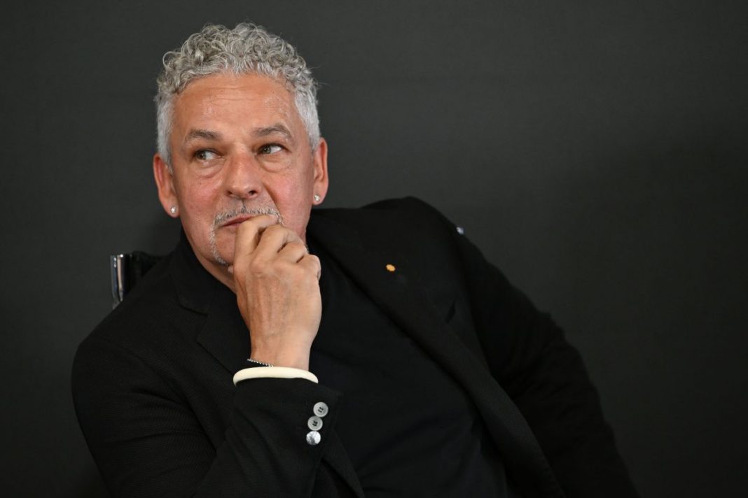Roberto Baggio na konferencji prasowej.