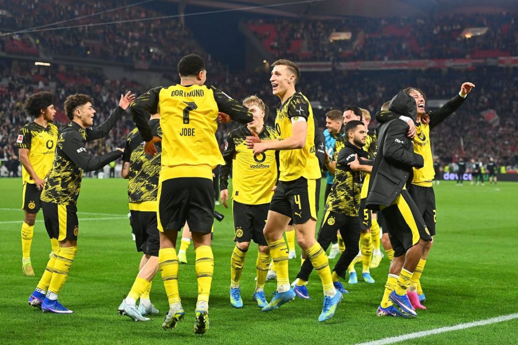 Radość piłkarzy Borussii Dortmund.