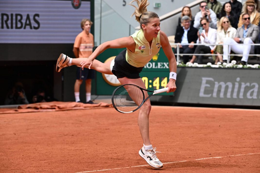 Maja Chwalińska w trakcie meczu Roland Garros.