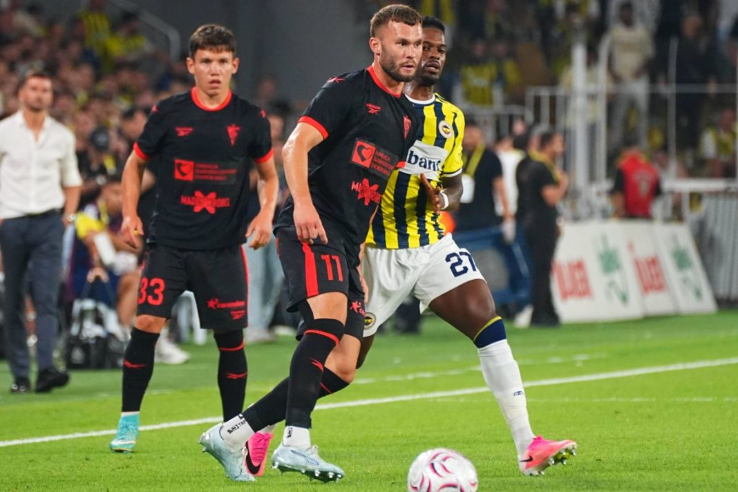 Piłkarze Górnika Zabrze w trakcie meczu z Fenerbahce.
