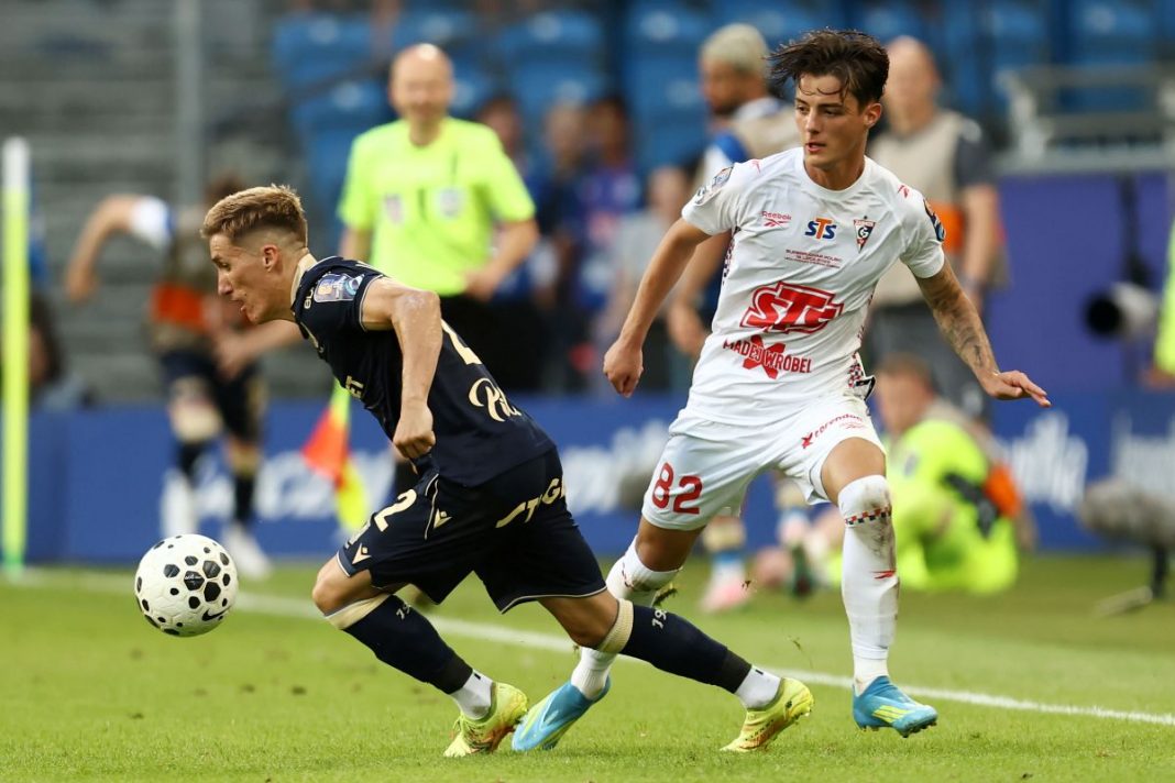 Joel Pereira w trakcie meczu z Górnikiem.