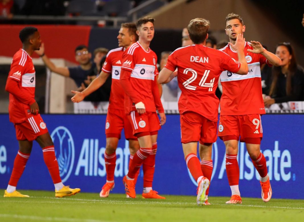 Radość piłkarzy Chicago Fire.