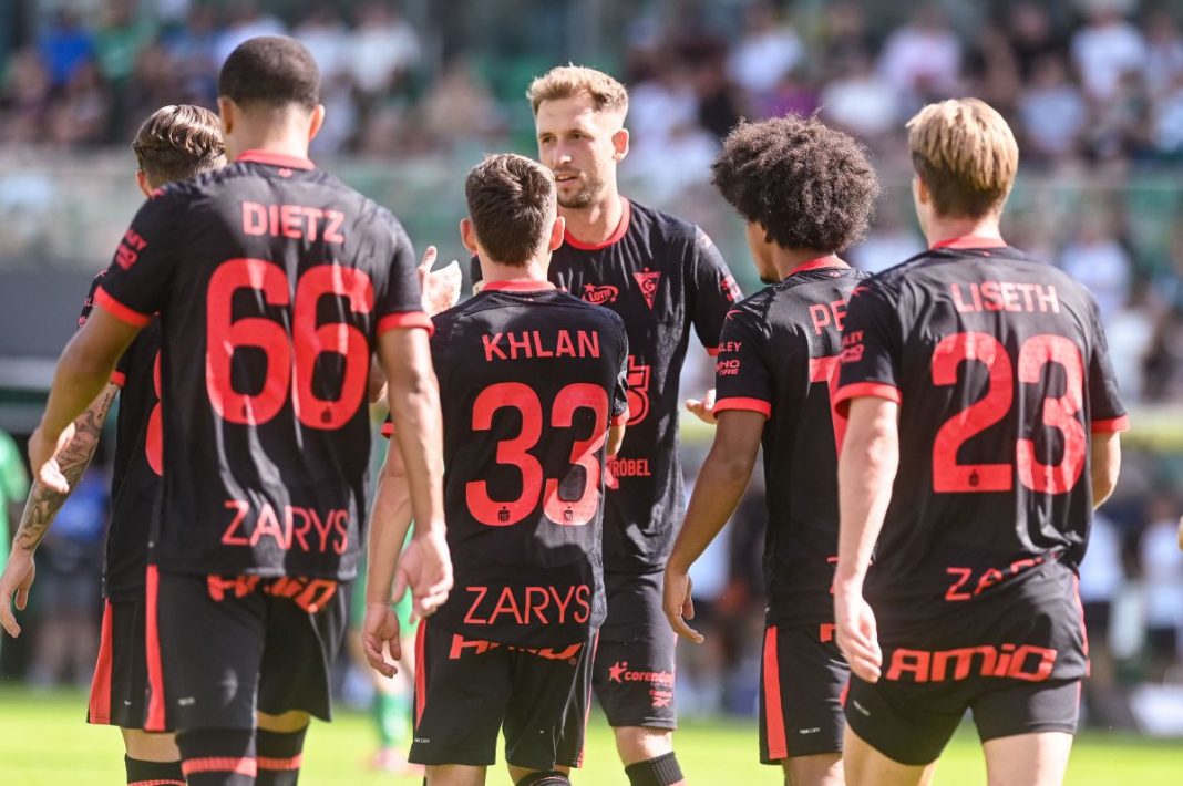 Radość piłkarzy Górnika Zabrze po strzelonym golu.