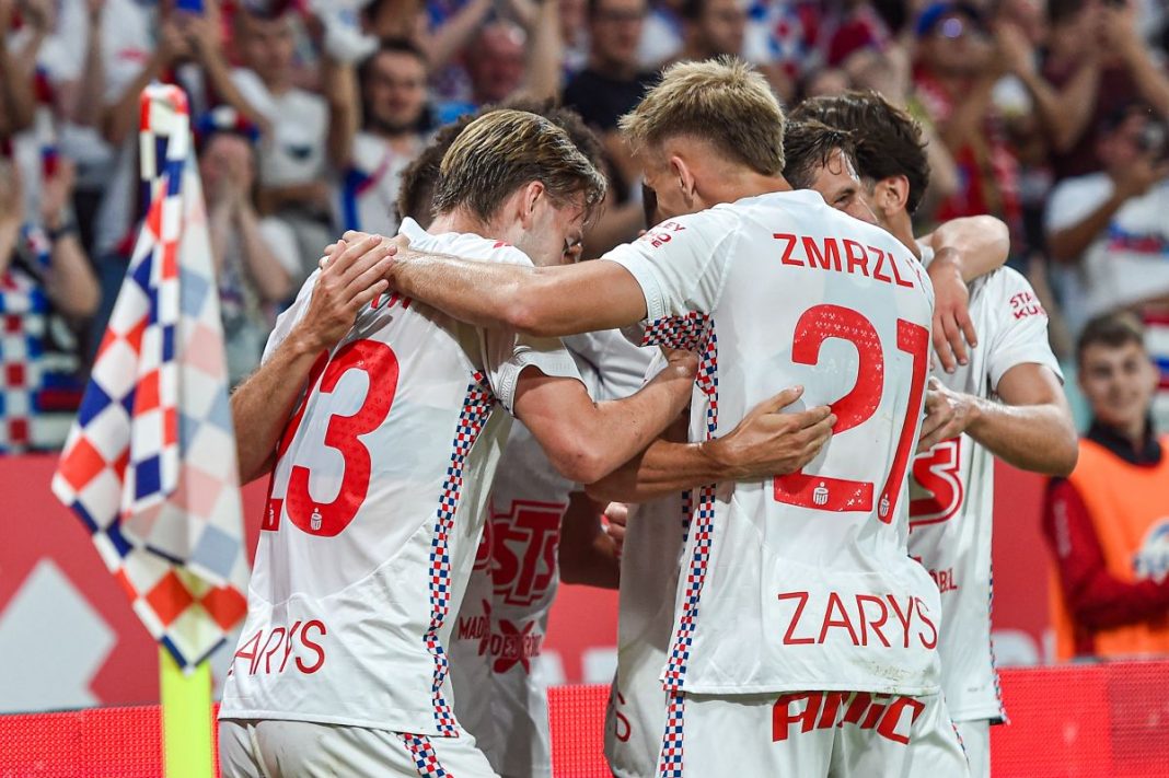 Radość piłkarzy Górnika Zabrze po golu z Wisłą Kraków.