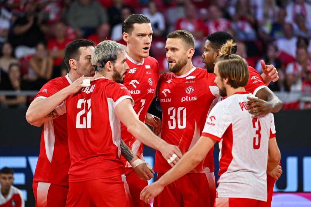 Radość siatkarzy reprezentacji Polski.
