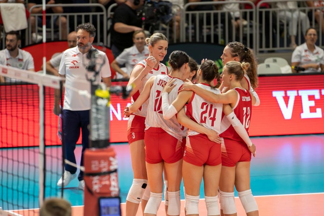 Radość siatkarek reprezentacji Polski.