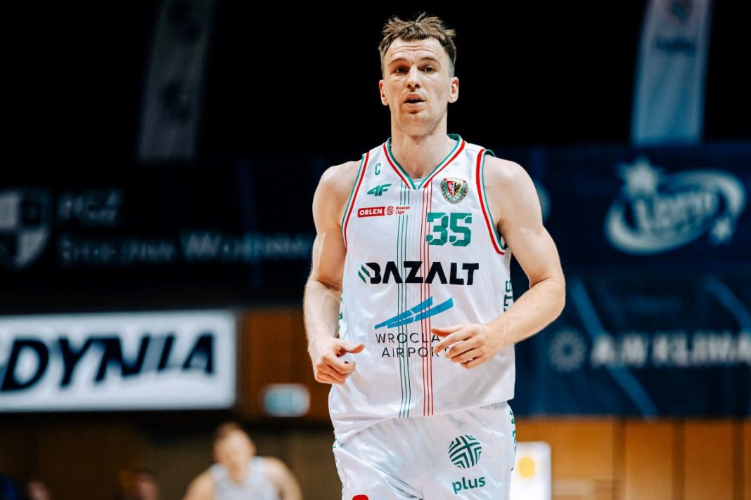 Jakub Nizioł w barwach Śląska Wrocław.