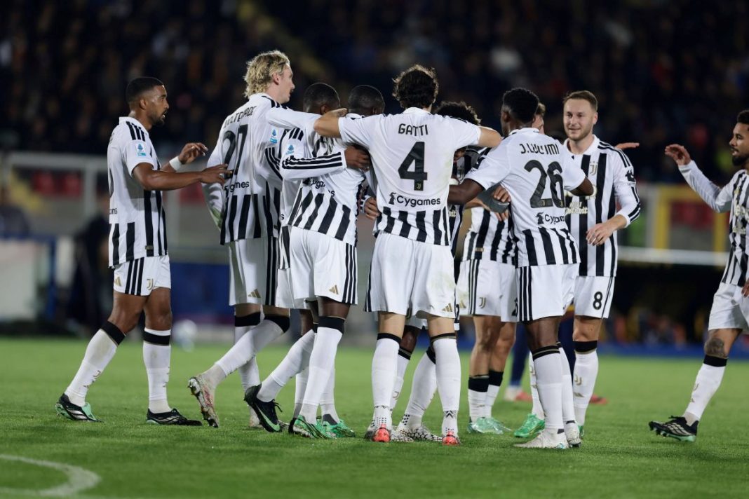 Radość piłkarzy Juventusu po strzeleniu gola.