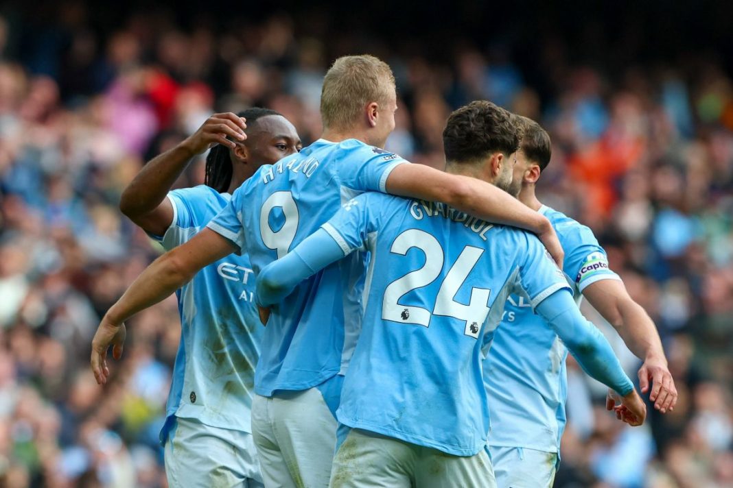Radość piłkarzy Manchesteru City po strzeleniu gola.